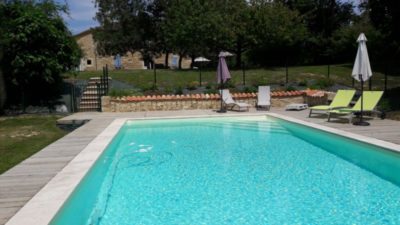 Charming guest house with swimming pool in the Gers